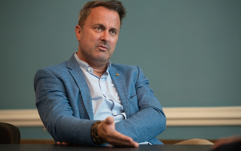 Der luxemburgische Premierminister Xavier Bettel wirft Orban Erpressungsversuche gegen die EU vor. - Foto: Harald Tittel/dpa