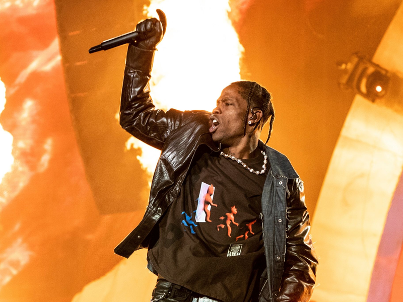 Travis Scott beim Astroworld-Festival. - Foto: Amy Harris/Invision/AP/dpa