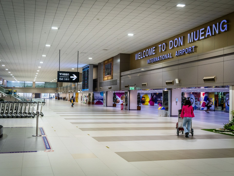 Der Flughafen Don Mueang in Bangkok (Symbolbild). - Foto: Matt Hunt/SOPA Images via ZUMA Press Wire/dpa