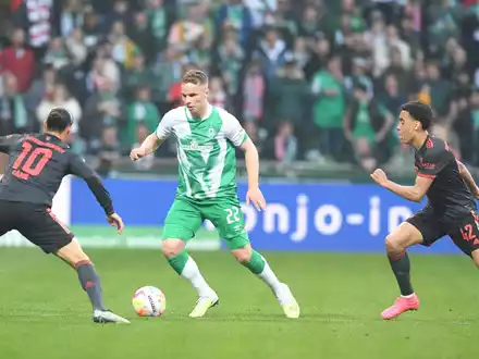 Die Profis von Werder Bremen waren gegen Bayern München völlig chancenlos. - Foto: Carmen Jaspersen/dpa