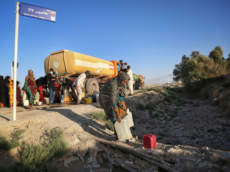 Im Iran werden wegen der Wasserkrise die öffentlichen Toiletten geschlossen. (Archivbild) - Foto: Mohammad Dehdast/dpa