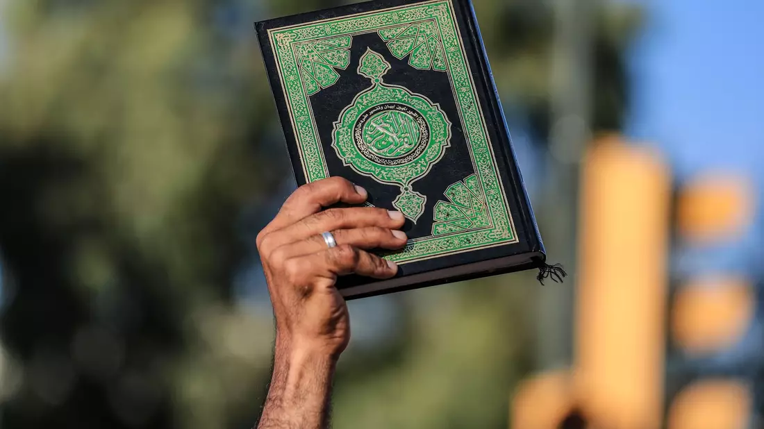 Nach der Verbrennung eines Korans in Schweden hatte es auch im Irak wiederholt Demonstrationen gegeben. - Bild: Ameer Al-Mohammedawi/dpa