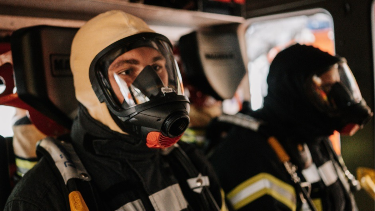 FW-LEV: Brand in einem Wohnwagen - Foto: presseportal.de