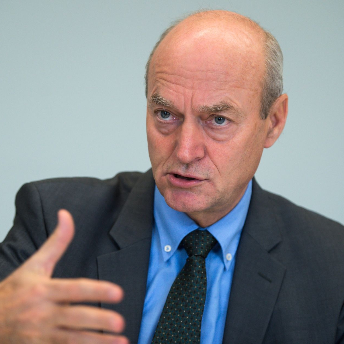 Gerhard Schindler, einst Präsident des Bundesnachrichtendienstes (BND), fordert «dringend eine Stärkung der operativen Fähigkeiten des Dienstes». - Foto: picture alliance / dpa