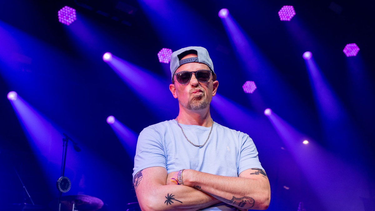 Jan Delay: Ich bin sofort «Versuchskaninchen». - Foto: Peter Kneffel/dpa