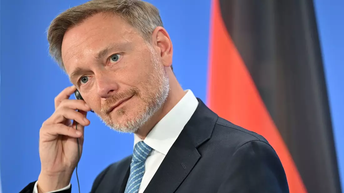 FDP-Chef Christian Lindner will, dass die Länder auf die Grunderwerbsteuer verzichten. - Bild: Martin Schutt/dpa