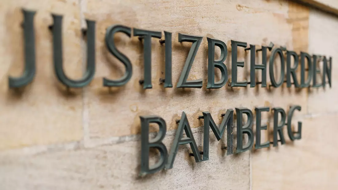Das Oberlandesgericht Bamberg verhandelt über die Berufung der Schadenersatzklage. - Bild: Daniel Karmann/dpa