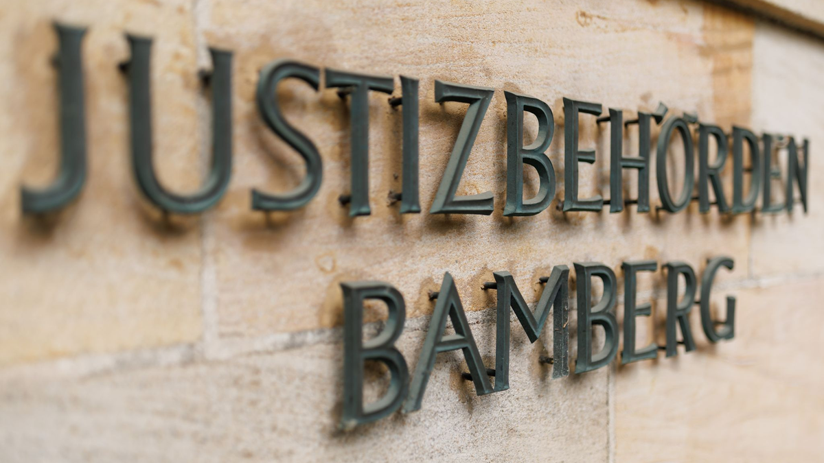 Das Oberlandesgericht Bamberg verhandelt über die Berufung der Schadenersatzklage. - Foto: Daniel Karmann/dpa