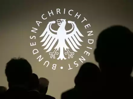 Der Bundesnachrichtendienst hat Erkenntnisse zu Chemiewaffeneinsatz durch die russische Armee in der Ukraine. (Symbolbild) - Foto: Wolfgang Kumm/dpa