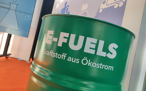 Werbung für E-Fuels - Foto: ?ber dts Nachrichtenagentur