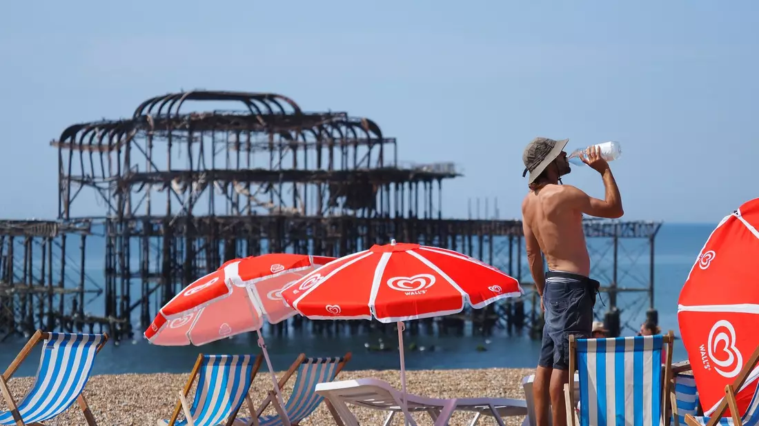 Der vergangene Juni war in Großbritannien einer der sonnigsten und überdurchschnittlich trocken. - Bild: Joe Sene/PA Wire/dpa