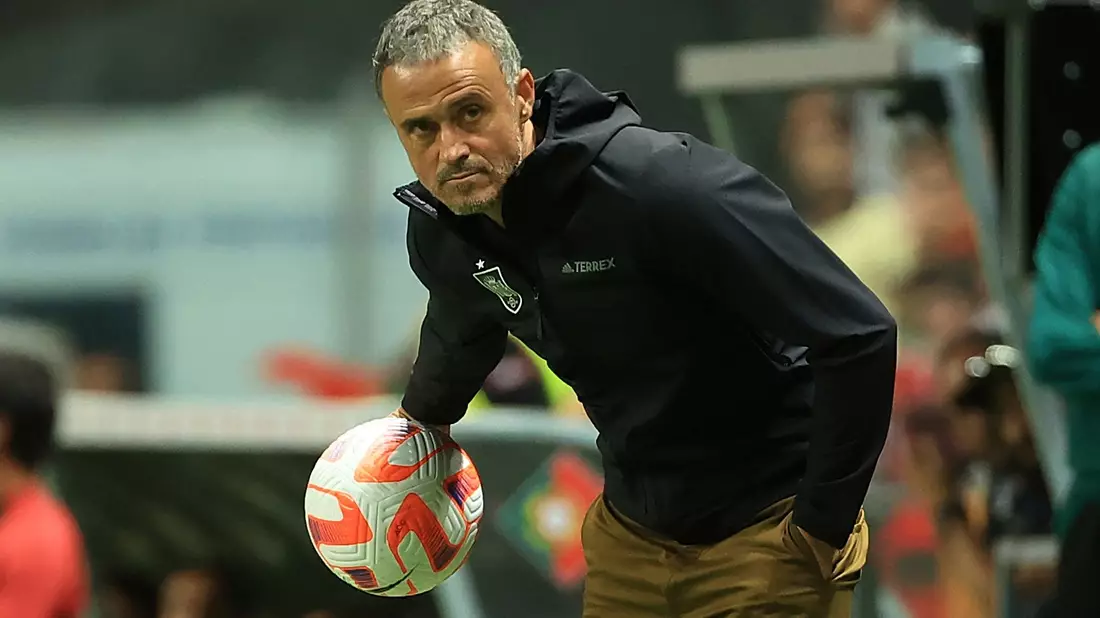 Soll neuer PSG-Cheftrainer werden: Luis Enrique. - Bild: Luis Vieira/AP/dpa