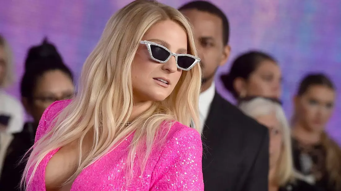 Sängerin Meghan Trainor bei der Verleihung der American Music Awards 2022. - Bild: Jordan Strauss/Invision/AP/dpa