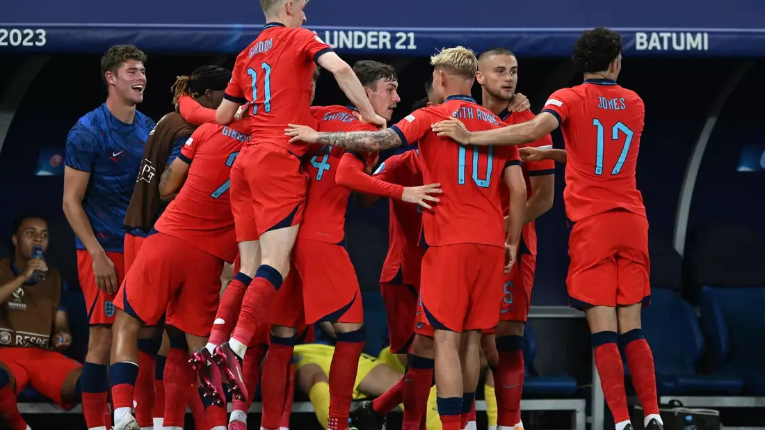 England steht erstmals seit 2009 wieder im Endspiel einer U21-EM. - Bild: Tamuna Kulumbegashvili/AP
