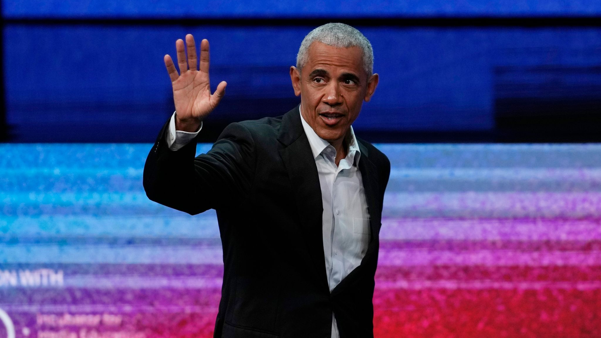 Die Ermittlungen gegen einen Mann, der in der Nähe des Hauses von Barack Obama festgenommen wurde, laufen. - Foto: Thanassis Stavrakis/AP/dpa