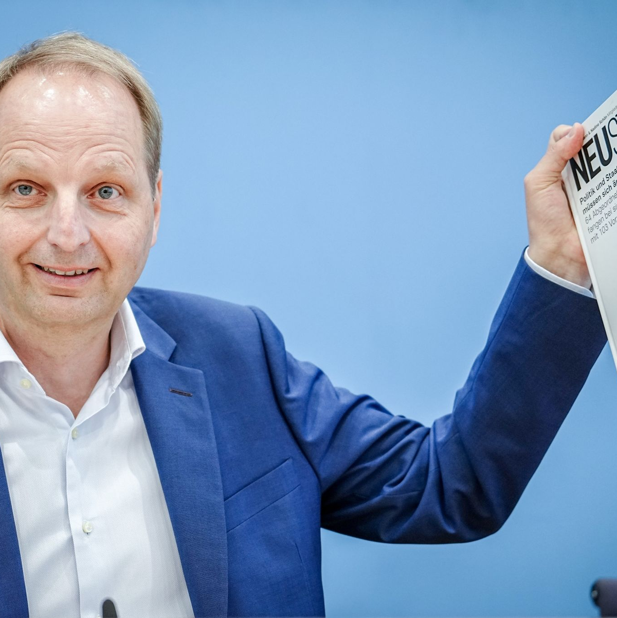 Mit dem erfolgreichen Eilantrag der Ampel-Koalition «einen Gefallen getan»: der CDU-Bundestagsabgeordnete Thomas Heilmann. - Foto: Kay Nietfeld/dpa