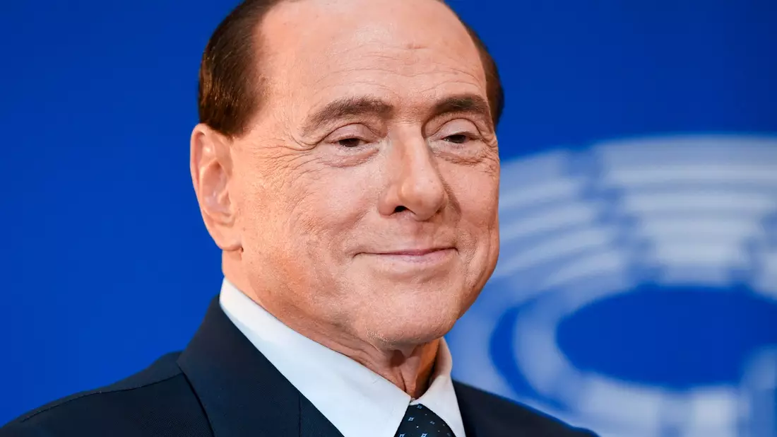 Silvio Berlusconi vererbt sein Milliardenvermögen an Kinder und Freunde. - Bild: picture alliance / Sven Hoppe/dpa