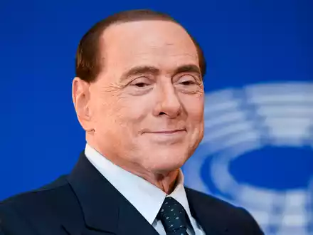 Silvio Berlusconi vererbt sein Milliardenvermögen an Kinder und Freunde. - Foto: picture alliance / Sven Hoppe/dpa