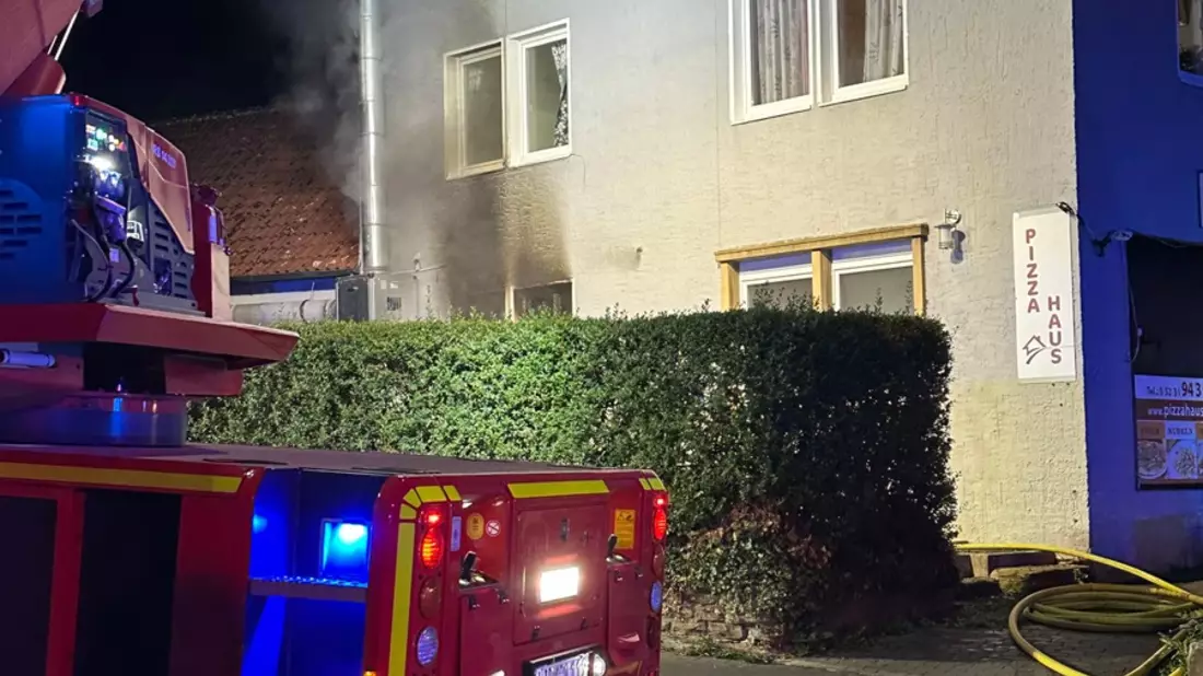 FW Hagen: Erhöhtes Einsatzaufkommen aufgrund der Wetterlage, ca. 30 Einsätze Berufs- und Freiwollige Feuerwehr im Einsatz. - Bild: presseportal.de