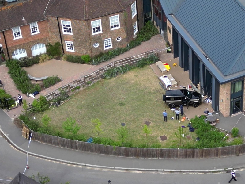 Die Kreuzung von Greenway und High Street South in Newham, Ostlondon, wo ein neugeborenes Baby ausgesetzt worden war. - Foto: Yui Mok/PA Wire/dpa