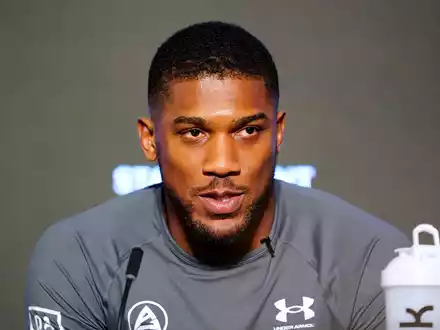 Anthony Joshua steigt im August gegen Dillian Whyte in den Ring. - Foto: Zac Goodwin/PA Wire/dpa