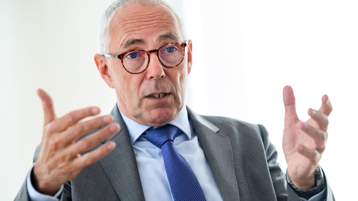 DIHK-Präsident Peter Adrian äußert sich zur Bedeutung Chinas als Handelspartner. - Foto: Bernd von Jutrczenka/dpa