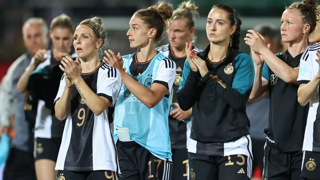 Die deutschen Fußballerinnen konnten sich im letzten Test vor der WM gegen Sambia kein Erfolgserlebnis holen. - Bild: Daniel Karmann/dpa