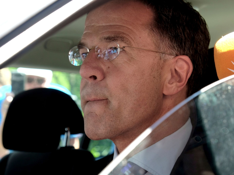 Will am Montag mit dem Parlament in Den Haag beraten: Ministerpräsident Mark Rutte. - Foto: Michael Corder/AP/dpa