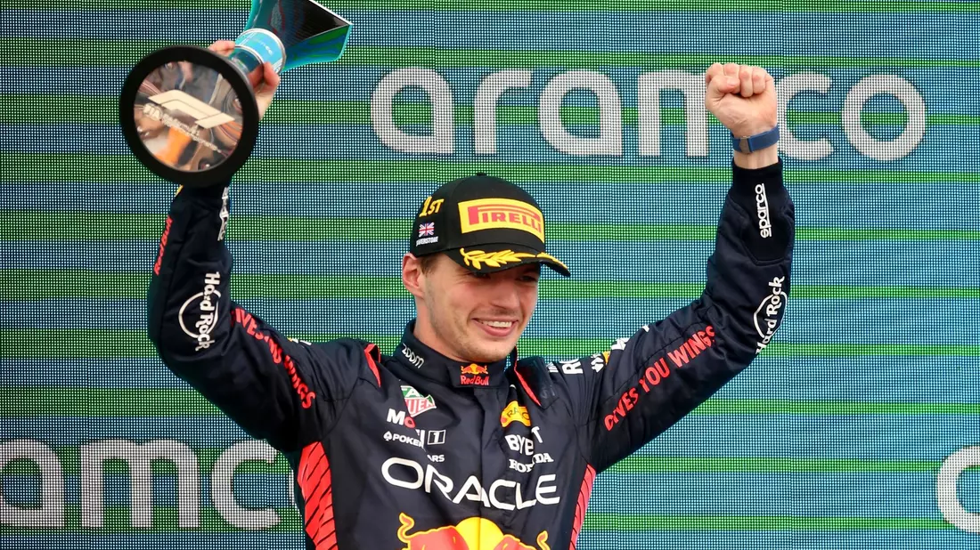 Ist auf Rekordkurs: Max Verstappen. - Bild: Nigel French/PA Wire/dpa