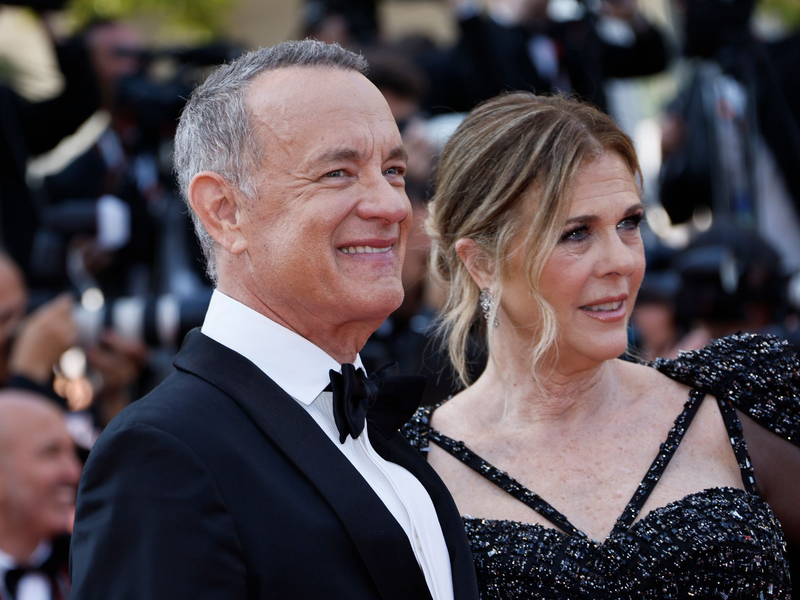 Tom Hanks und seine Frau Rita Wilson sind seit 35 Jahren verheiratet. - Foto: Joel C Ryan/Invision/AP/dpa