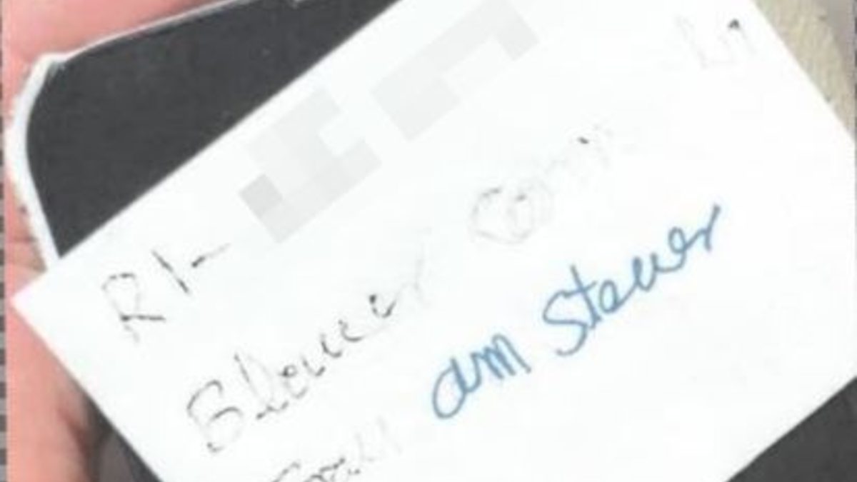 POL-HM: Zeugenaufruf: Wer verfasste die handgeschriebene Notiz? - Foto: presseportal.de