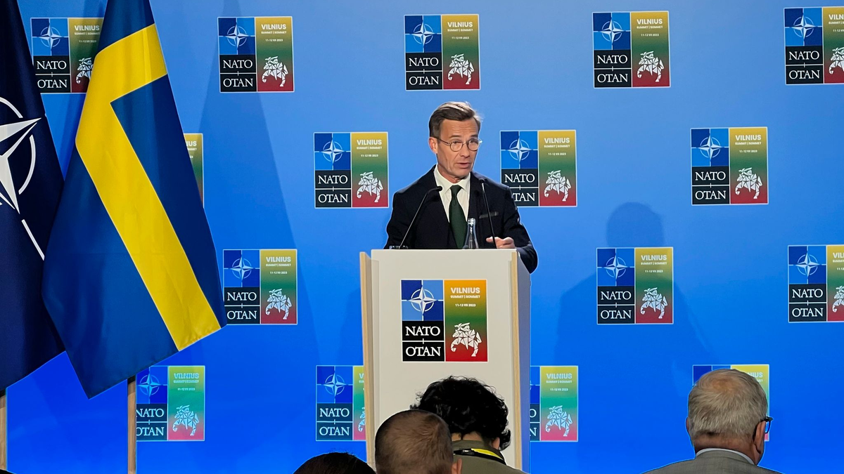 Schwedens Ministerpräsident Ulf Kristersson vor dem Nato-Gipfel in Vilnius. - Foto: Sylvain Plazy/AP