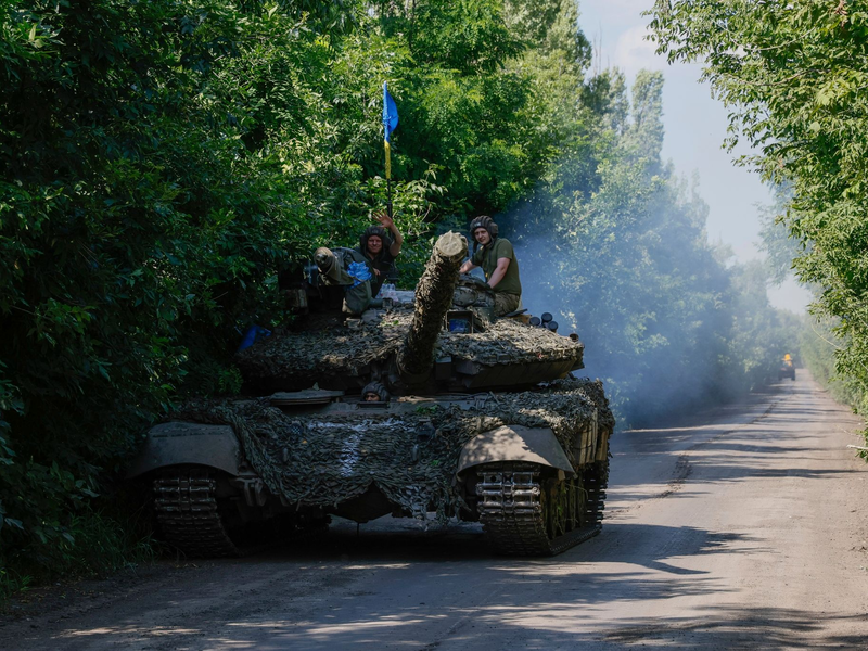 Ein zerstörtes Kulturhaus in der Nähe von Awdijiwka: Seit zwei Jahren führt Russland seinen Angriffskrieg gegen die Ukraine. - Foto: Alex Babenko/AP/dpa