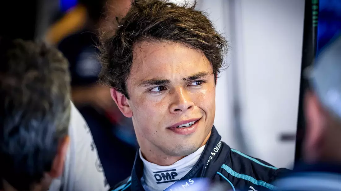 Nyck de Vries wird bei Alpha Tauri von Daniel Ricciardo abgelöst. - Bild: Remko De Waal/anp/dpa