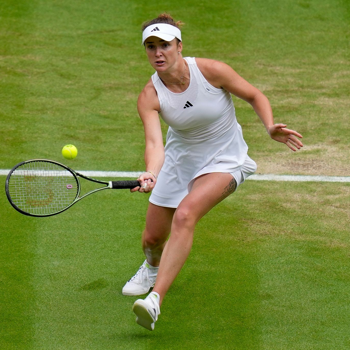 Elina Switolina gewann in London gegen die Weltranglisten-Erste Iga Swiatek. - Foto: Kirsty Wigglesworth/AP/dpa