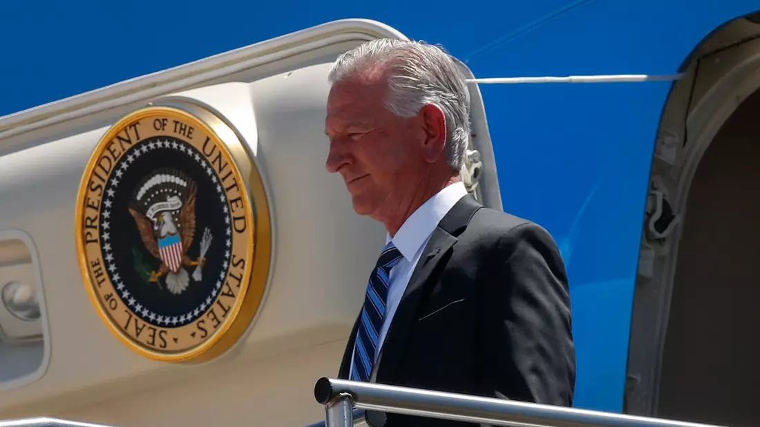Tommy Tuberville ist republikanischer US-Senator aus dem Bundesstaat Alabama. - Bild: Alex Brandon/AP/dpa