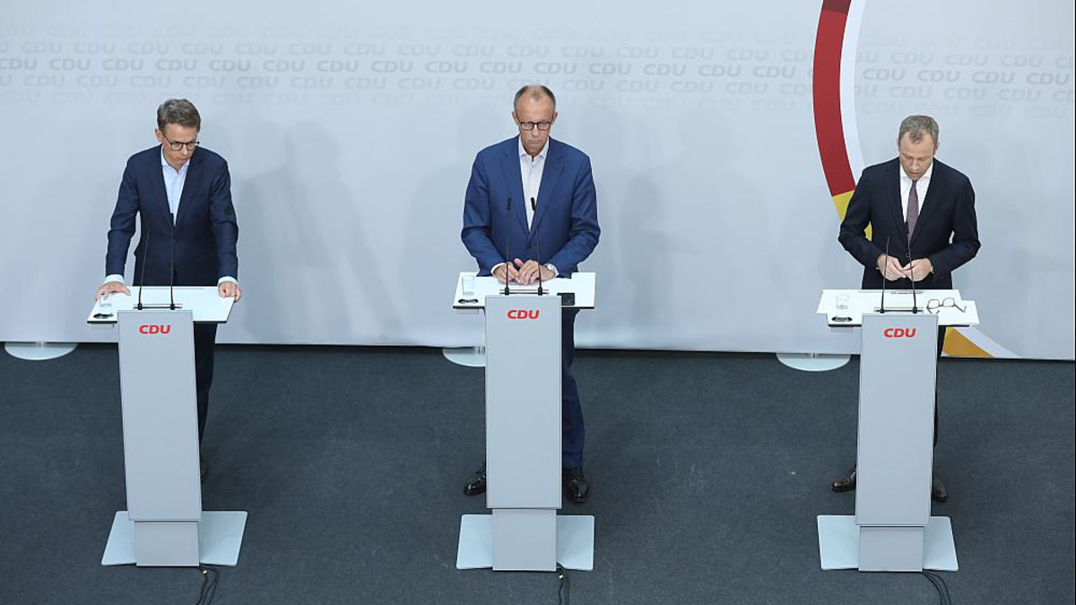 Carsten Linnemann, Friedrich Merz und Mario Czaja am 12.07.2023 - Foto: ?ber dts Nachrichtenagentur