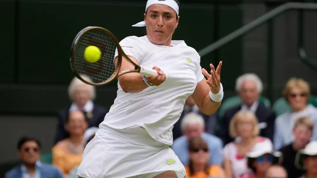 Hat in Wimbledon das Halbfinale erreicht: Ons Jabeur. - Bild: Kirsty Wigglesworth/AP/dpa