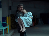 Pedro Pascal und Bella Ramsey in einer Szene aus der Serie «The Last of Us». - Foto: Uncredited/HBO/AP/dpa