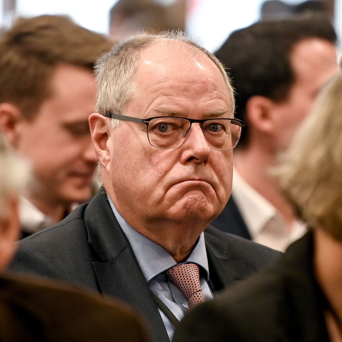 «Da lässt man nicht so einfach mal so einen Heißluftballon starten», sagt Peer Steinbrück zum Vorschlag seines Parteichefs Lars Klingbeil. - Foto: Britta Pedersen/dpa-Zentralbild/dpa