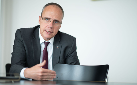 Hessens Sportminister Peter Beuth. - Foto: Sebastian Gollnow/dpa