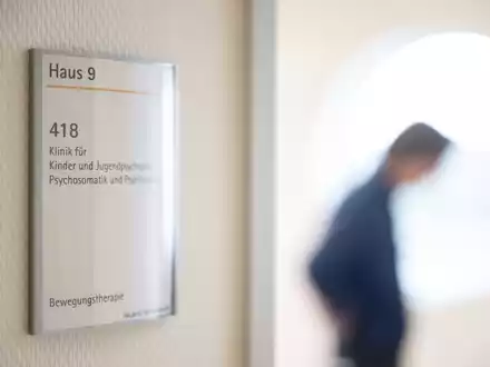 Der Anteil von Klinikbehandlungen wegen psychischer Erkrankungen steigt kontinuierlich. - Foto: Marijan Murat/dpa