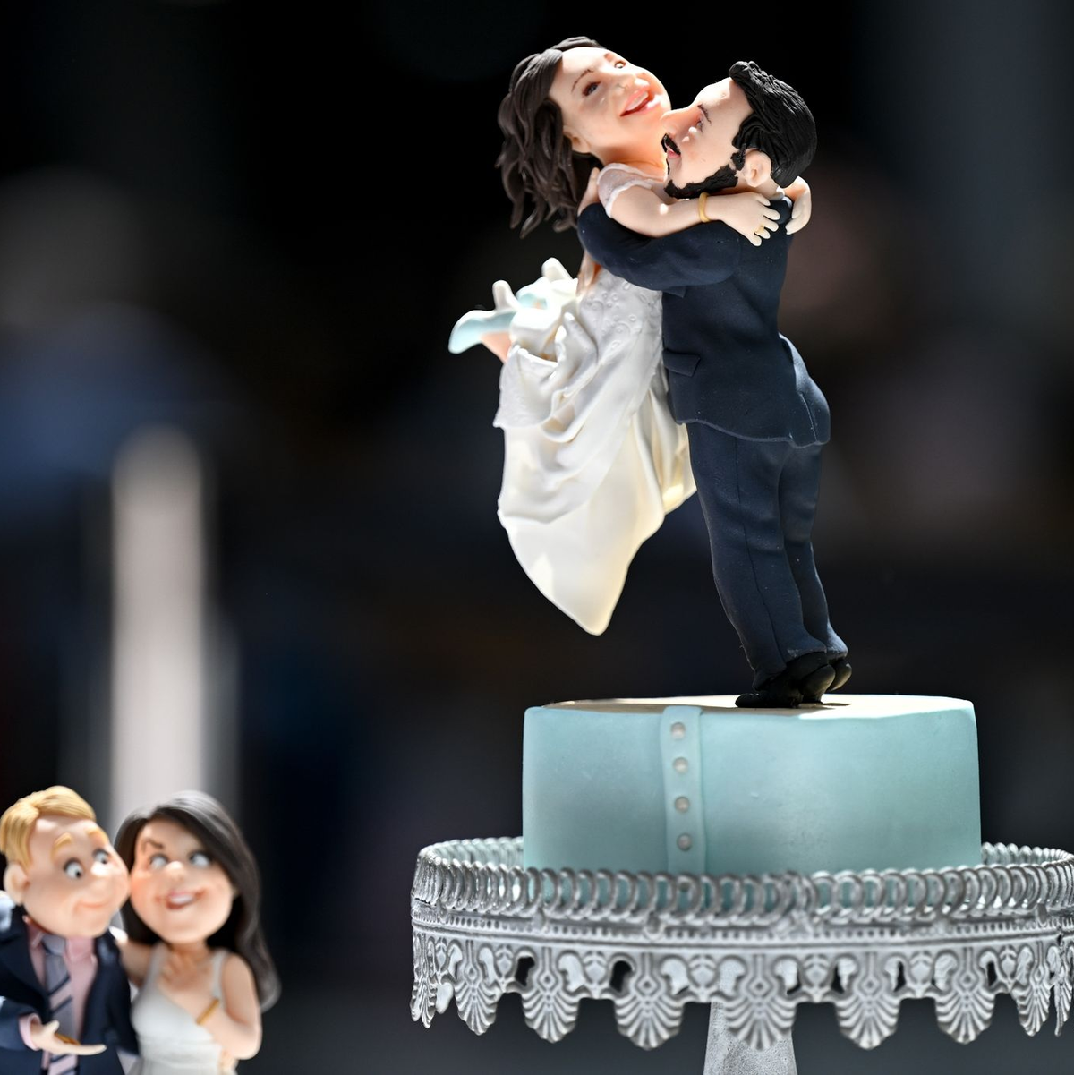 Steuererleichterungen soll es auch für Frisch-Verheiratete weiterhin geben, stellt der Finanzminister klar. - Foto: Felix Kästle/dpa