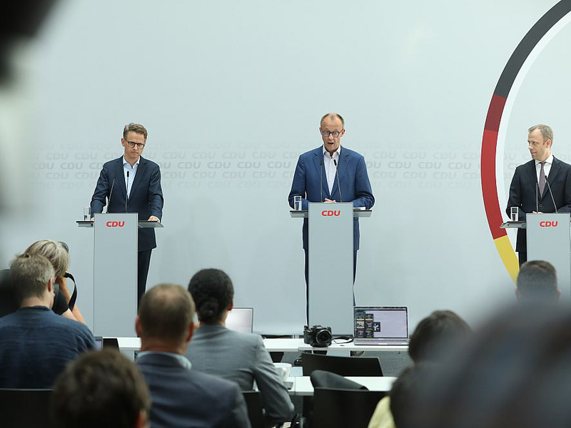 Carsten Linnemann, Friedrich Merz und Mario Czaja am 12.07.2023 - Foto: ?ber dts Nachrichtenagentur