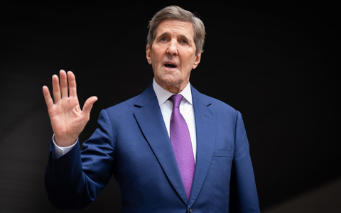 John Kerry, Sondergesandter des US-Präsidenten für Klimafragen, ist in China eingetroffen. - Foto: James Manning/PA Wire/dpa