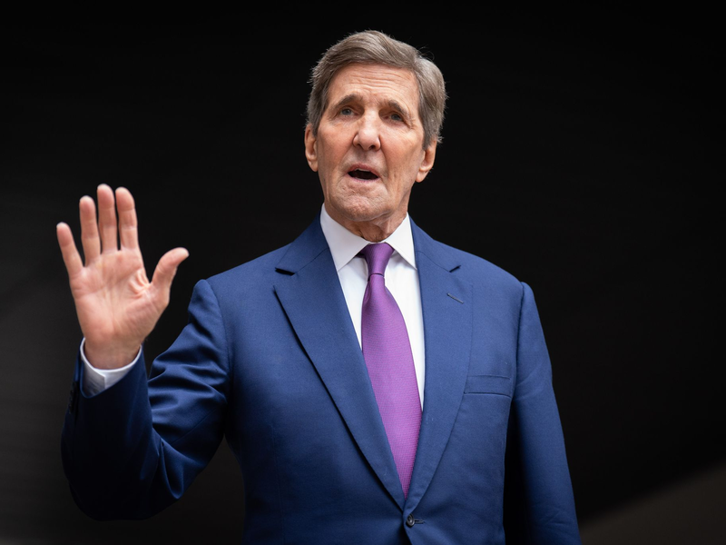 John Kerry, Sondergesandter des US-Präsidenten für Klimafragen, ist in China eingetroffen. - Foto: James Manning/PA Wire/dpa