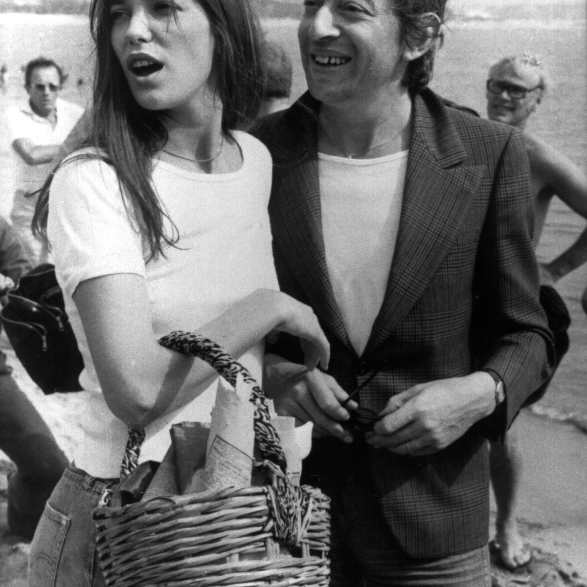 Jane Birkin und ihr damaliger Partner Serge Gainsbourg (1974). - Foto: picture alliance