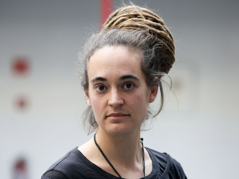 Die Linke soll Carola Rackete als Spitzenkandidatin für die Europawahl auserkoren haben. - Foto: Oliver Berg/dpa