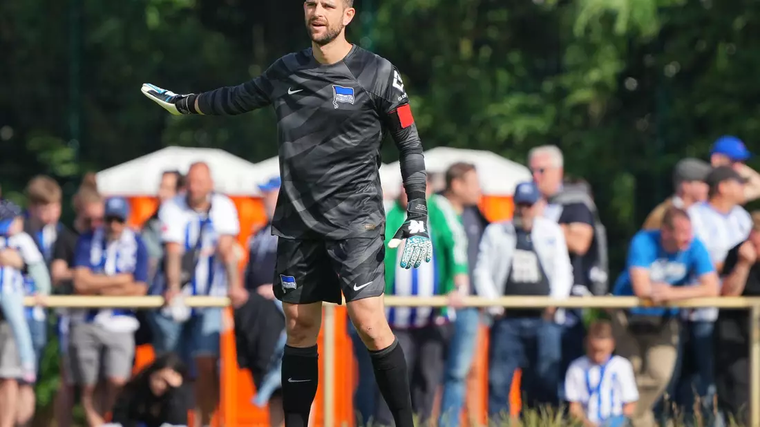 Unter Auflagen erhält Keeper Marius Gersbeck bei Hertha BSC eine zweite Chance. - Bild: Soeren Stache/dpa