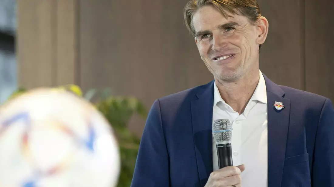 Wird neuer Sportdirektor beim FC Bayern: Christoph Freund. - Bild: Tobias Steinmaurer/apa/dpa